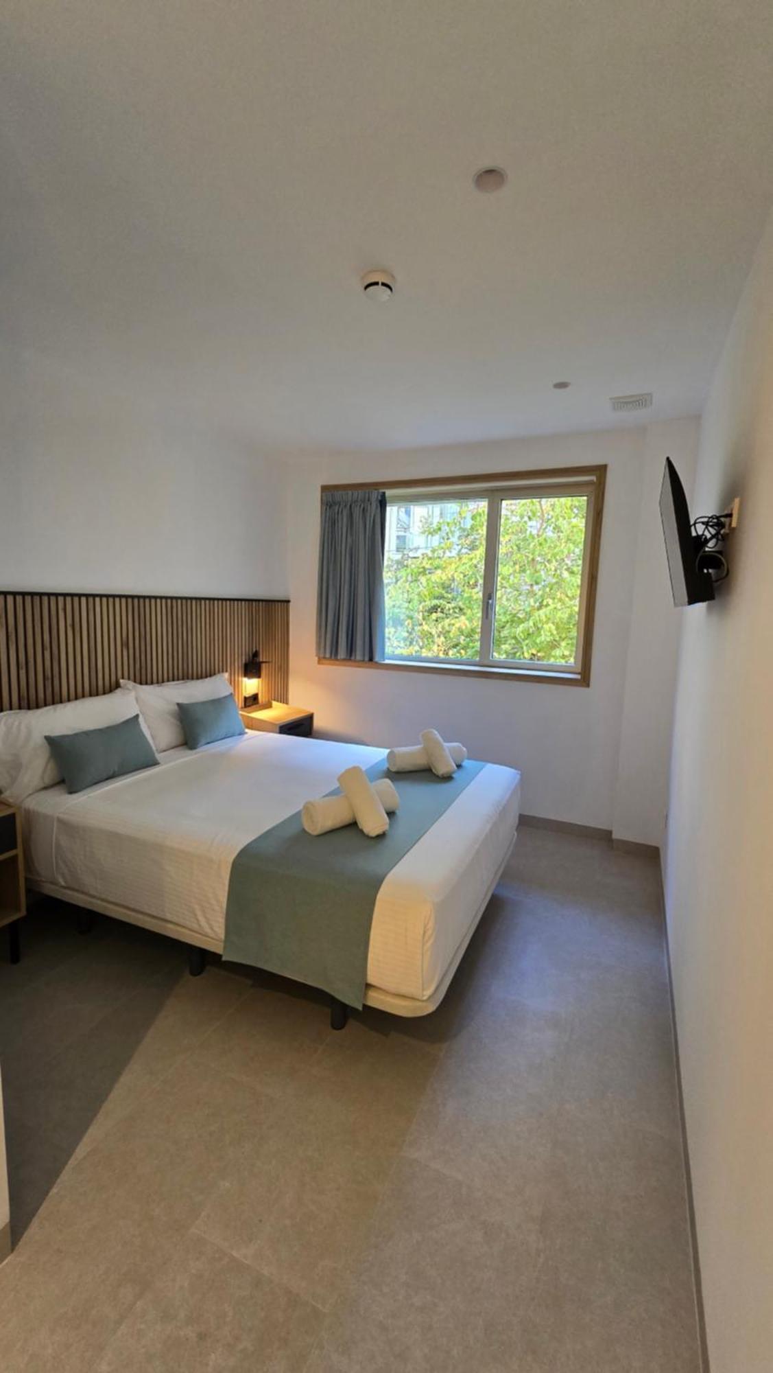 Hostal Rambla 24 By Holihome アリカンテ エクステリア 写真