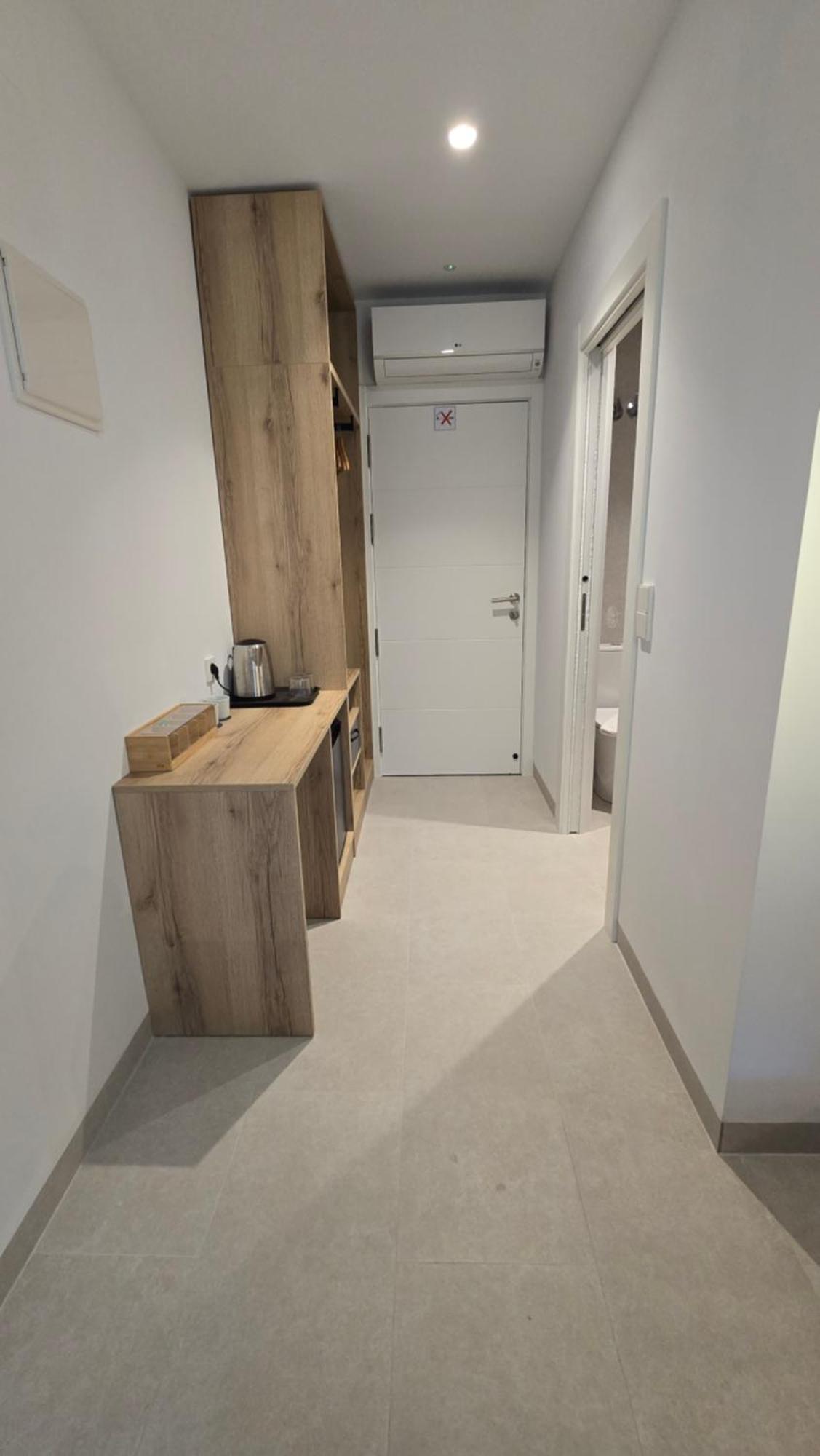 Hostal Rambla 24 By Holihome アリカンテ エクステリア 写真
